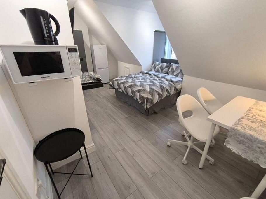 Studio Style Room, Near Tooting Broadway Station Londyn Zewnętrze zdjęcie